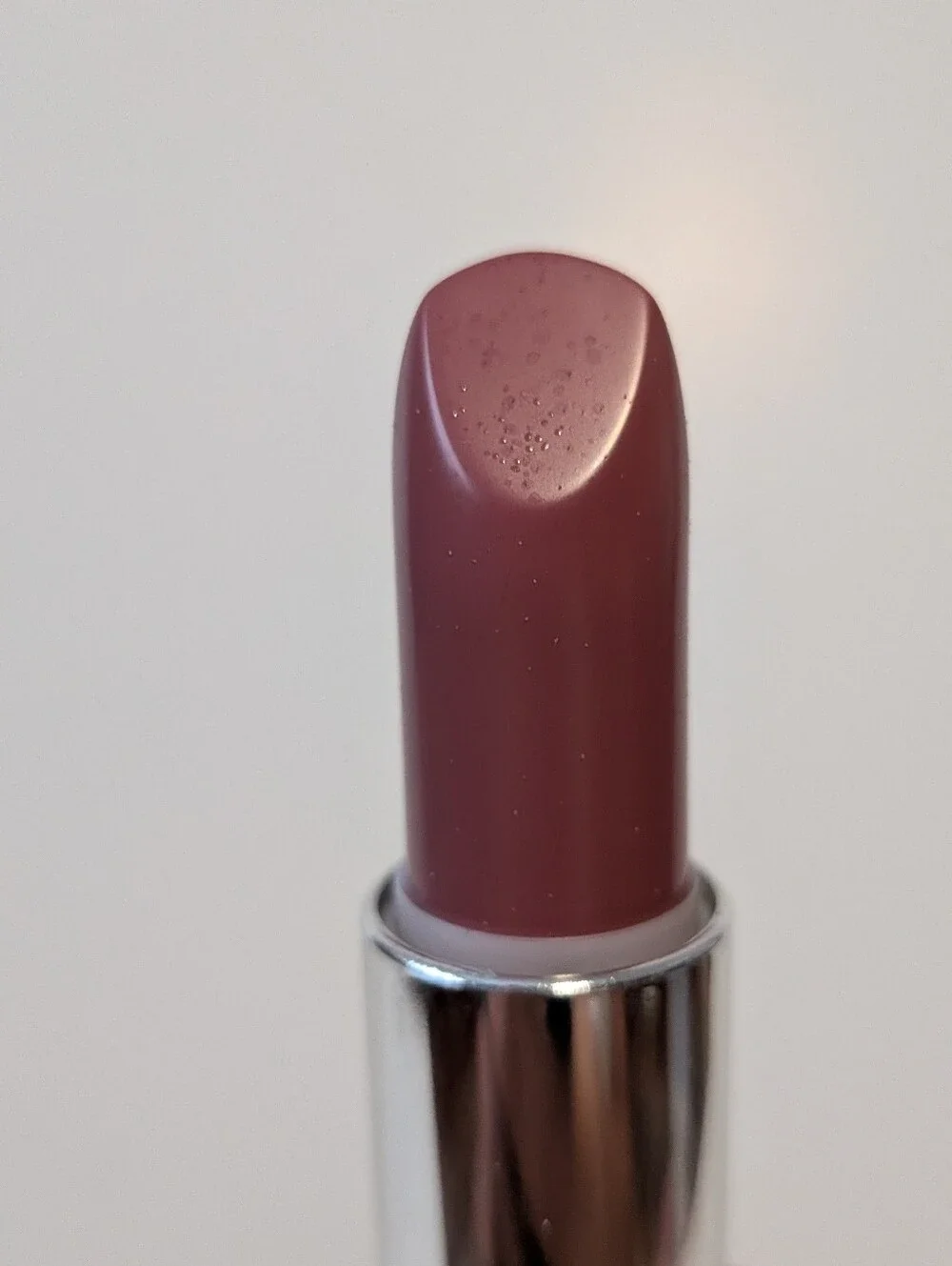 New'Lancome Lipstick Color Fever Rose Defile.It is a Standard Size